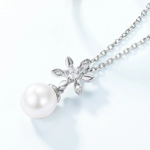 S925 silver magnolia pendant necklace with natural freshwater pearl and sparkling stones
