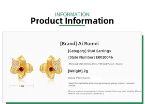Detailed view of flower earrings in 925 silver 10K gold plating with 15mm width