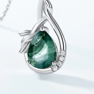 Elegant S925 sterling silver necklace with moss agate green teardrop pendant for women