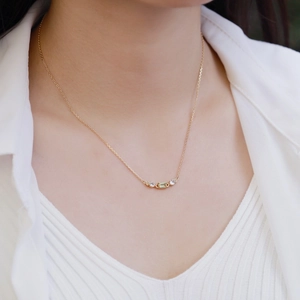 S925 sterling silver necklace with square green olivine pendant and teardrop zircons
