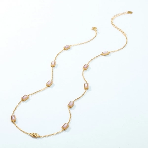 Collier en argent S925 avec pendentifs en nacre rose et petit pendentif en forme de cœur
