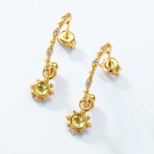 S925 silver gold plated flower earrings with peridot stones and sparkling zircons