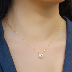 Collier en argent S925 doré avec perle oreilles de chat et pendentif lune étoile