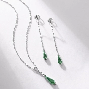 S925 silver jewelry set with kite-cut moss agate necklace and long drop earrings
