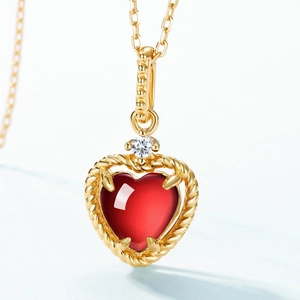 Élégant collier en argent 925 plaqué or avec pendentif en grenade rouge en cœur