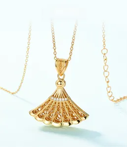 Detail of S925 silver fan pendant necklace with openwork pattern and cubic zirconia