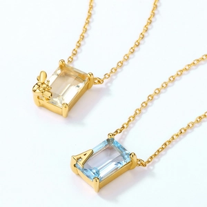 Collier en argent 925 doré avec quartz citron rectangulaire et pendentif abeille