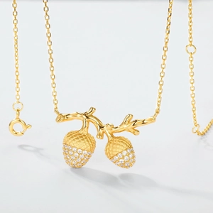 S925 silver gold-plated hazelnut necklace with white zircon pavé acorn pendants