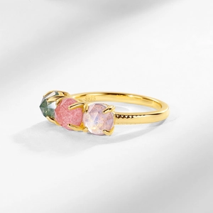 Detailed close-up of 925 silver ring featuring three colorful gems and S925 engraving