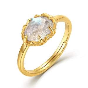 Minimalist S925 sterling silver gold plated ring with oval faceted labradorite gemstone