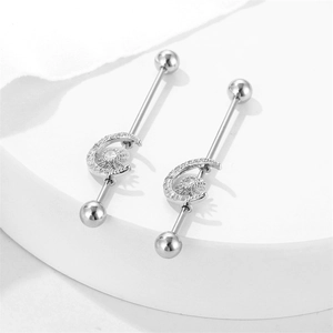 Piercing industriel en acier inoxydable avec design lune étoile et zircons blancs