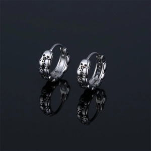 Boucles d'Oreilles Créoles Rétro en Acier Inoxydable Motif Tête de Mort Boucle d'Oreille Punk Gothique Pour Hommes Femmes Bijoux de Mode Personnalisés