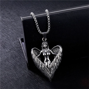 Gothic Vintage Alloy Angel Wings Heart Pendant Necklace Creative Silver Color Unisex Relief Carving Jewelry Accessory Gift