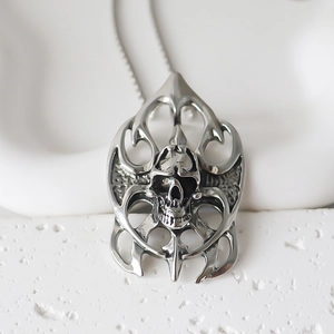 Collana vintage in acciaio inossidabile con pendente a teschio in stile punk gotico