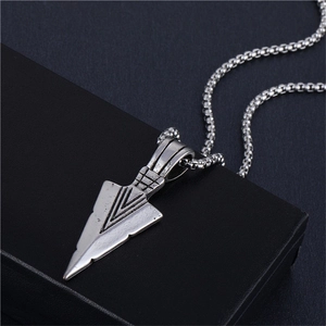 Vintage Alloy Arrowhead Pendant Necklace For Men Retro Silver Geometric Triangle Charm Punk Style Box Chain Jewelry