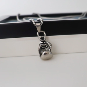 Retro silver boxing glove pendant necklace with box chain for men in hip-hop style