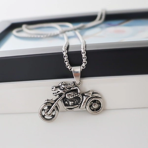 Retro stainless steel motorcycle pendant necklace with vintage square box chain for men