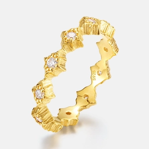 S925 sterling silver geometric rhombus ring with sparkling zircons and gold brushed finish