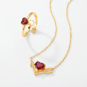 S925 silver gold plated jewelry set with heart red gemstone ring and arrow necklace