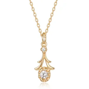 Collana con Ciondolo a Forma di Fiore in Argento Sterling S925 per Donna Elegante Catena per Clavicola in Zirconia Design di Lusso