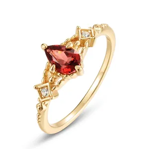 Anello Vintage in Argento Sterling 925 per Donna Con Granato del Mozambico Rosso a Forma di Pera Placcato Oro Gioielli