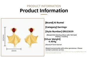 Détail des boucles d'oreilles vagues avec grenat rouge et argent 925 taille 18,5x15mm