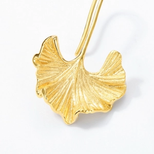 Vintage S925 silver ginkgo leaf earrings with gold plating and brushed texture