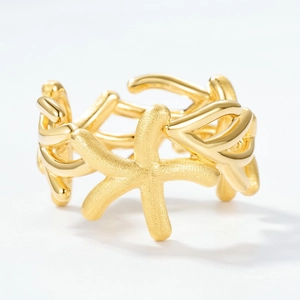 Artistic starfish ring in S925 sterling silver with golden matte and polished finish