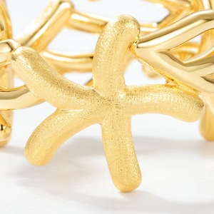 S925 sterling silver starfish ring with matte gold texture and polished finish band