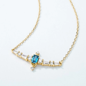 Elegante collana in argento S925 con topazio blu Londra e zirconi cubici scintillanti