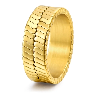 Anello a catena larga minimalista in oro 18 carats dal design industriale spazzolato