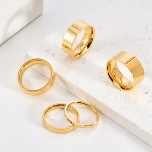 Minimalist Titanium Steel Plain Band Ring For Men Women 18K Gold Plated Polished Mirror Finish Unisex Engagement Wedding Couple Ring