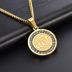 Collier en or 18 carats avec pendentif Allah rond serti de zircons brillants blancs