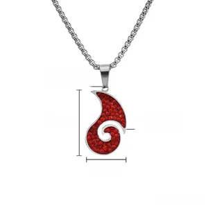Vue macro du pendentif crochet serti de cristaux en acier titane avec dimensions