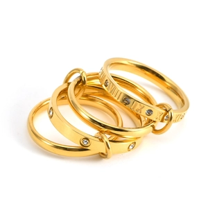 Five-band 18K gold-plated titanium steel ring with Roman numerals and sparkling zircons