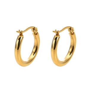 Créoles classiques lisses plaquées or 18 carats avec finition polie et fermoir sûr