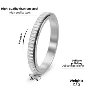 Detail of 3mm rotatable titanium steel ring with side anti-slip texture and 2.1g weight