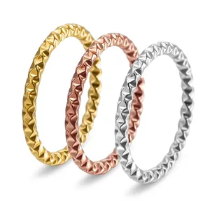Minimalist Titanium Steel Textured Ring 18K Gold Plated For Women Niche Geometric Round Band Knuckle Ring Jewelry Gift