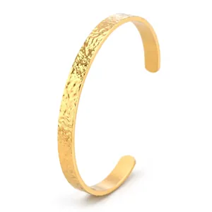 Titanium Steel Hammered C-Shape Cuff Bracelet For Women Minimalist Open Bangle Geometric Textured Gold Silver Black Jewelry