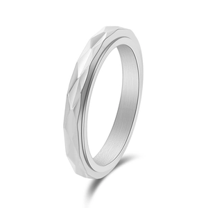 3mm silver diamond-cut stainless steel rotating ring with smooth brushed inner band