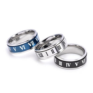 Lot de trois bagues en acier inoxydable bleu, argent et noir avec chiffres romains gravés