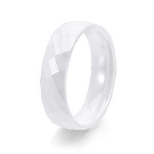 Anello in ceramica bianca minimalista con design geometrico a sfaccettature per uomini