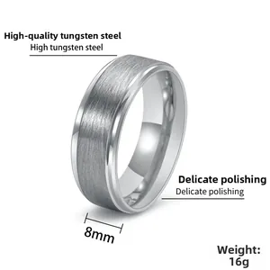 Détails d'une bague en tungstène brossé de 8mm avec bords polis et spécifications