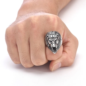 Mens vintage stainless steel lion head ring with punk style silver finish detail