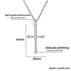 Detaillierte Kreuzanhänger Maße 34mm x 20mm mit funkelnden Zirkoniasteinen besetzt