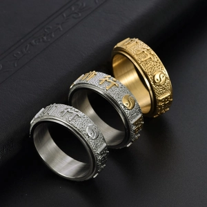 Bague rotative en acier inoxydable avec Yin Yang Bagua et mantra à neuf mots