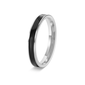 Macro side view of 3mm stainless steel ring with black enamel inlay and polished finish