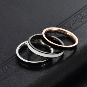 Set of 3mm stainless steel rings with black and white enamel drip oil finish for women