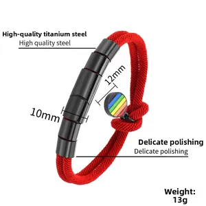 Détails du bracelet en corde de Milan rouge pesant 13g avec des cylindres en acier titane
