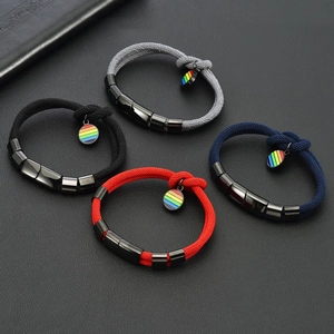 Bracelet en Corde Tressée en Acier Inoxydable Minimaliste pour Hommes Femmes Charme Émail Arc-en-ciel Fermoir Magnétique Bijoux